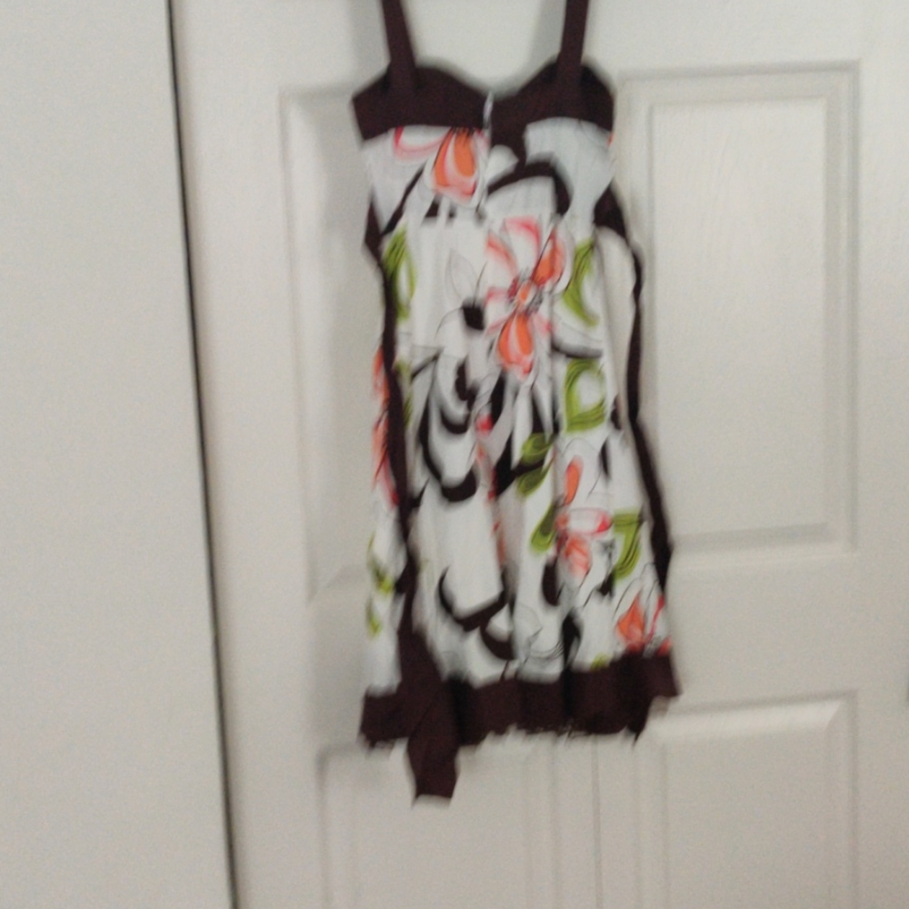 Dress - Picture 2 of 2